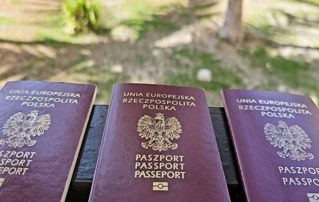 Co zrobić gdy się zgubi paszport w podróży?